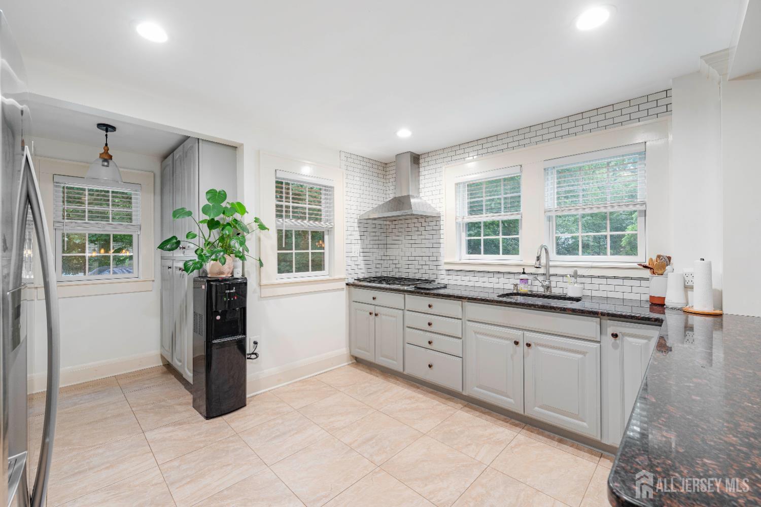 328 John Street, Bound Brook NJ 08805 - View 4