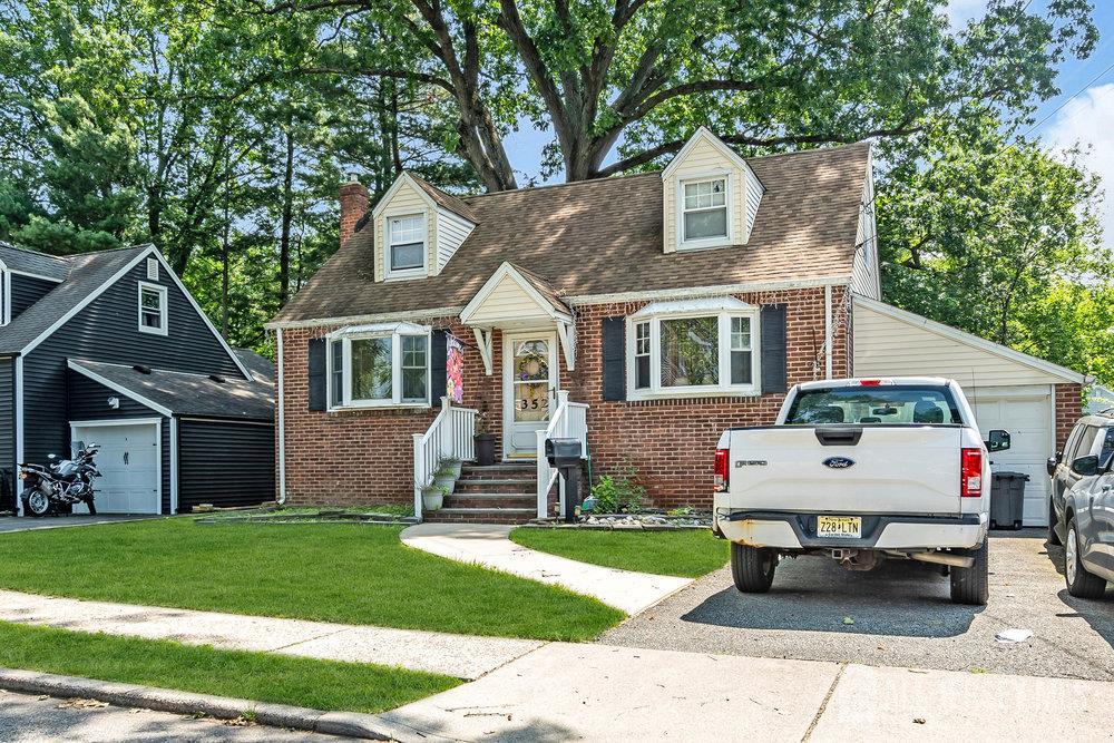 352 Birchwood Road, New Milford NJ 07646 - View 2