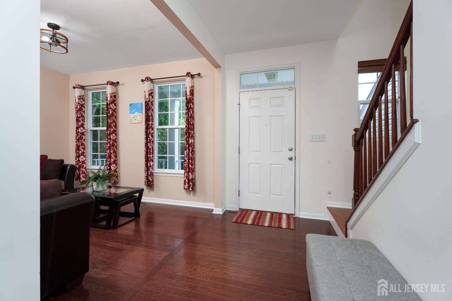 1 Elmcrest Court E, Monroe NJ 08831 - View 3