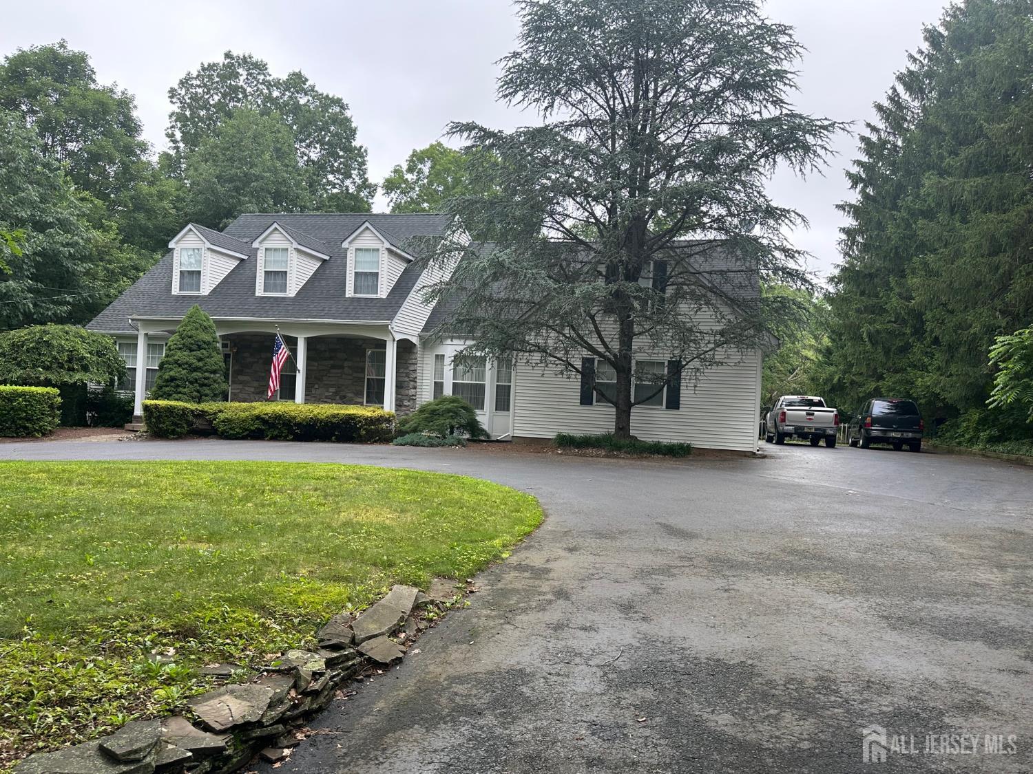 140 Bunker Hill Road, Franklin Twsp NJ 08540 - View 2