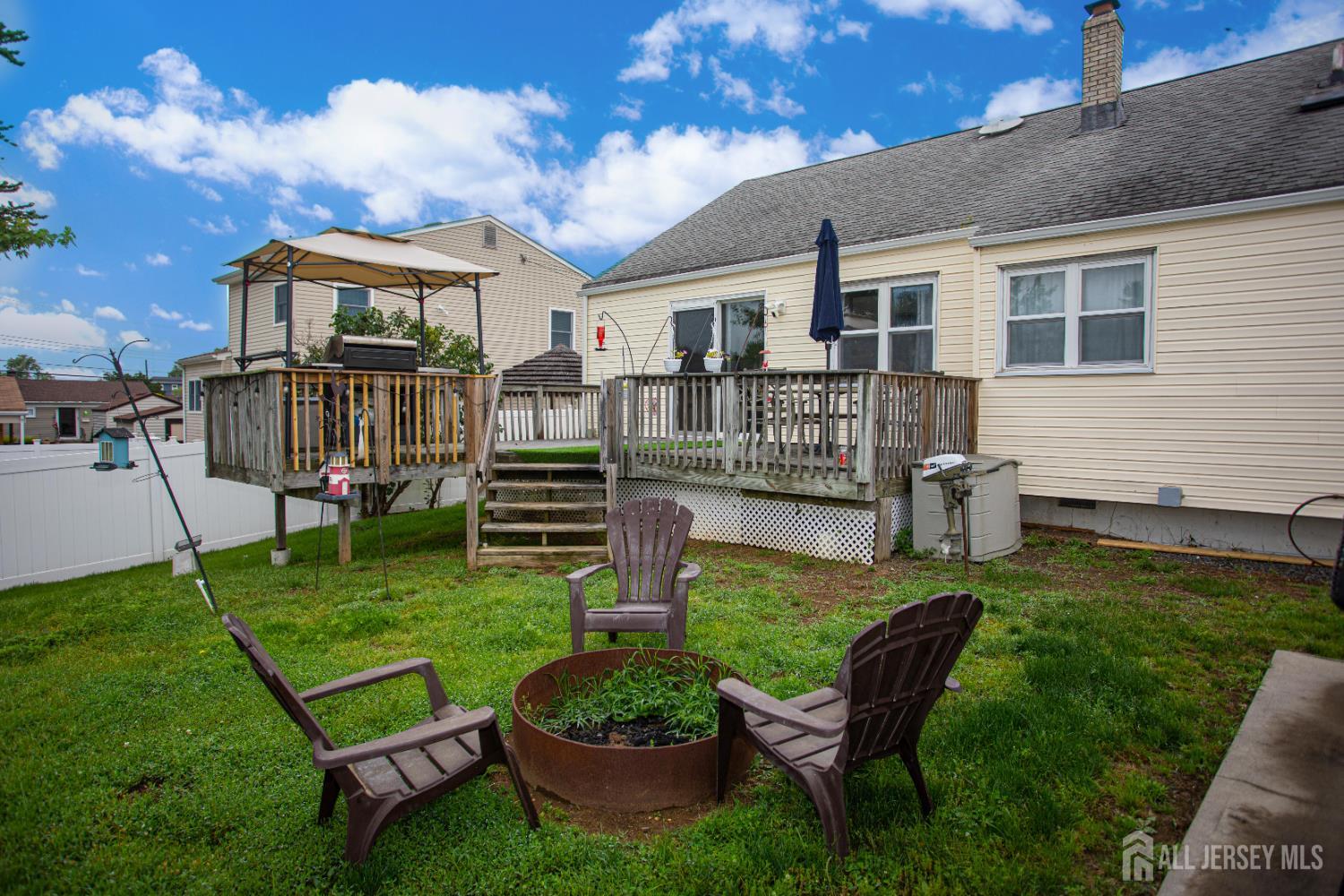 22 Woodcrest Drive, Old Bridge NJ 08857 - View 5