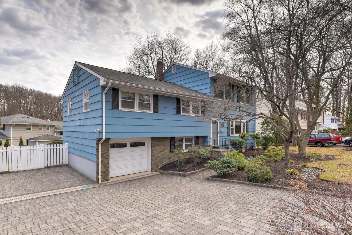 174 Grove Avenue, Metuchen NJ 08840 - View 2