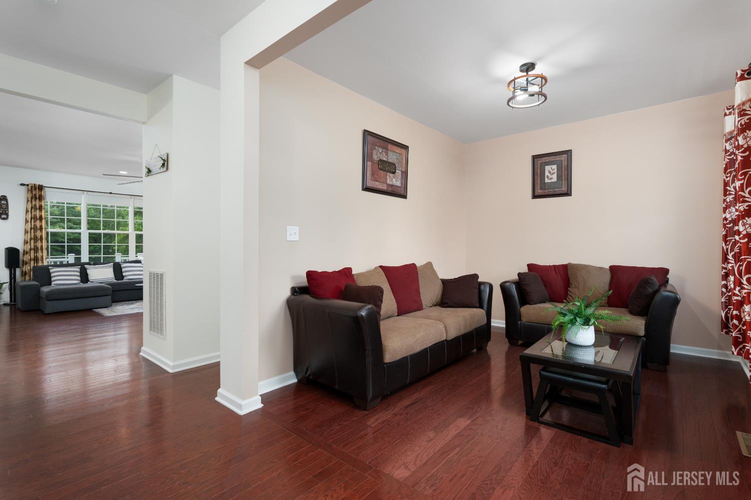 1 Elmcrest Court E, Monroe NJ 08831 - View 5