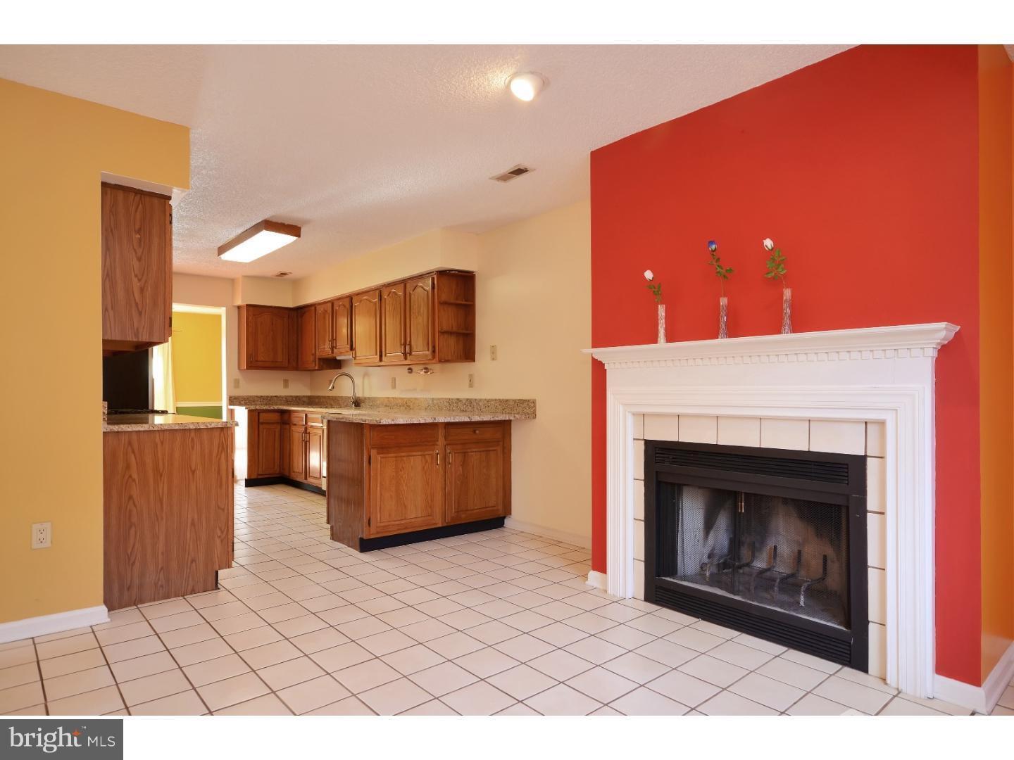 28 Ashford Drive, Plainsboro NJ 08536 - View 4