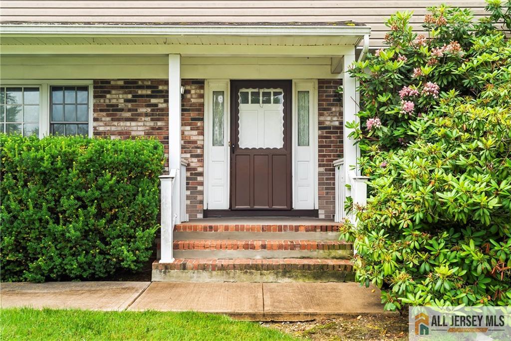 1 Eileen Court, East Brunswick NJ 08816 - View 2