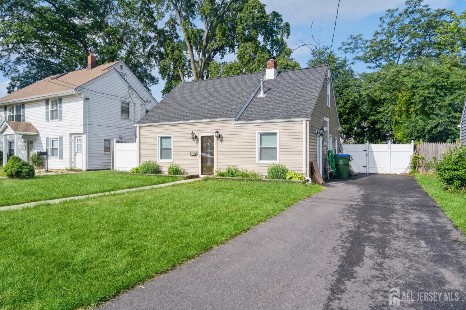 208 Penn Avenue, Edison NJ 08817 - View 2