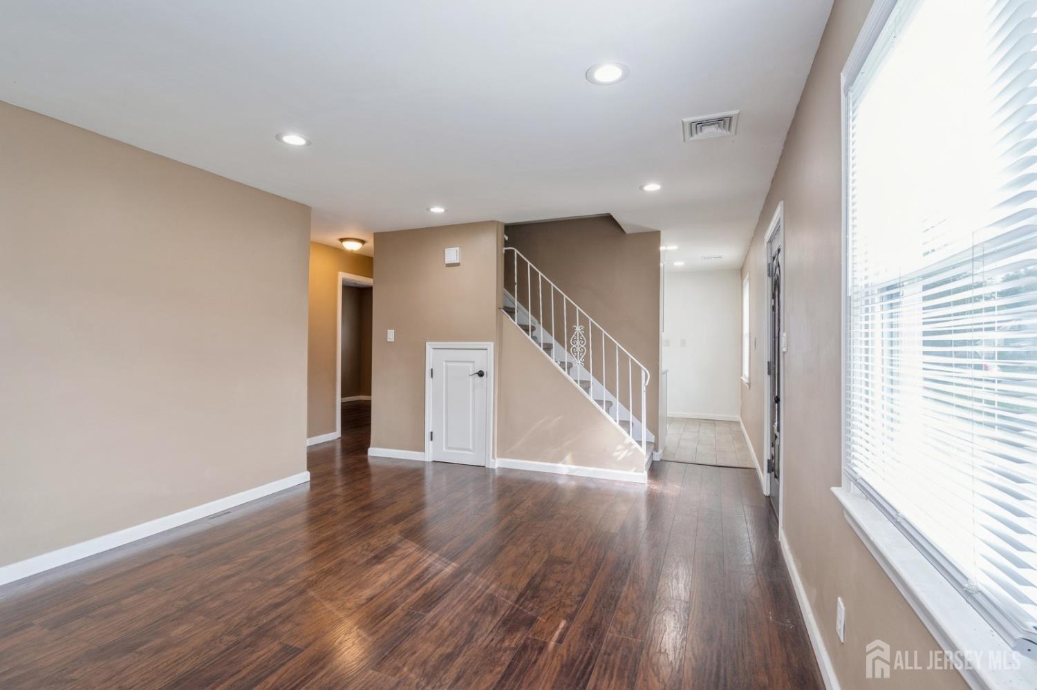 208 Penn Avenue, Edison NJ 08817 - View 3