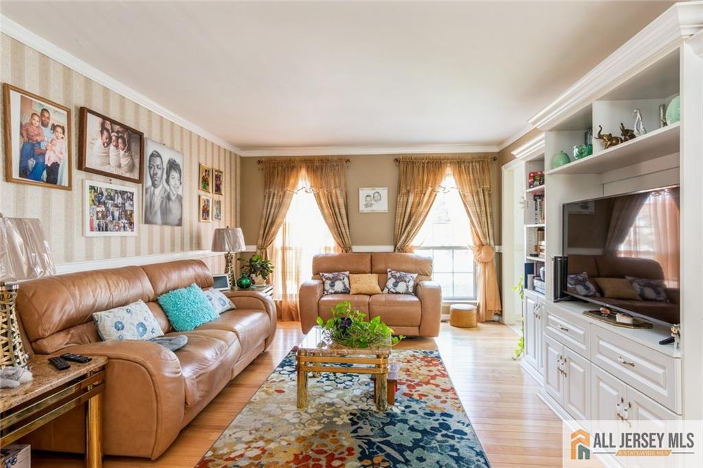 17 Alexis Lane, Edison NJ 08820 - View 4