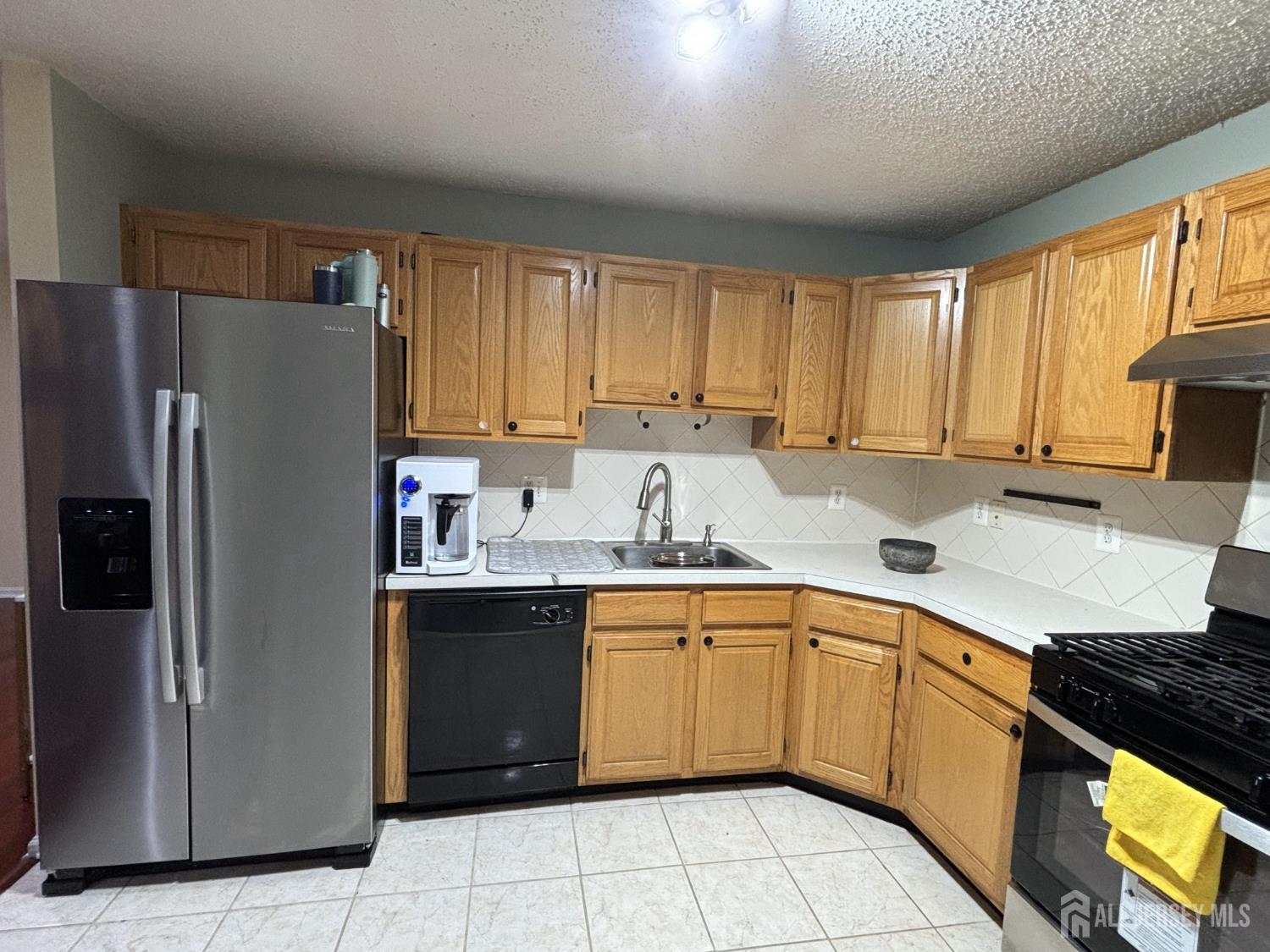 68 Prestwick Way, Edison NJ 08820 - View 5