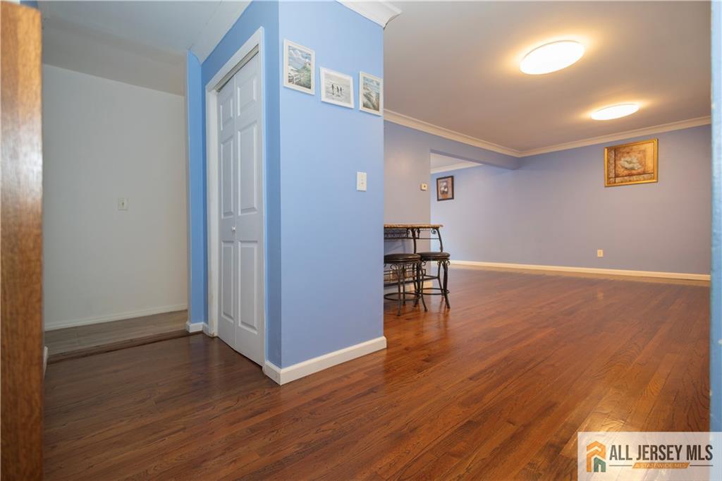 25 Tall Oaks Drive, East Brunswick NJ 08816 - View 5