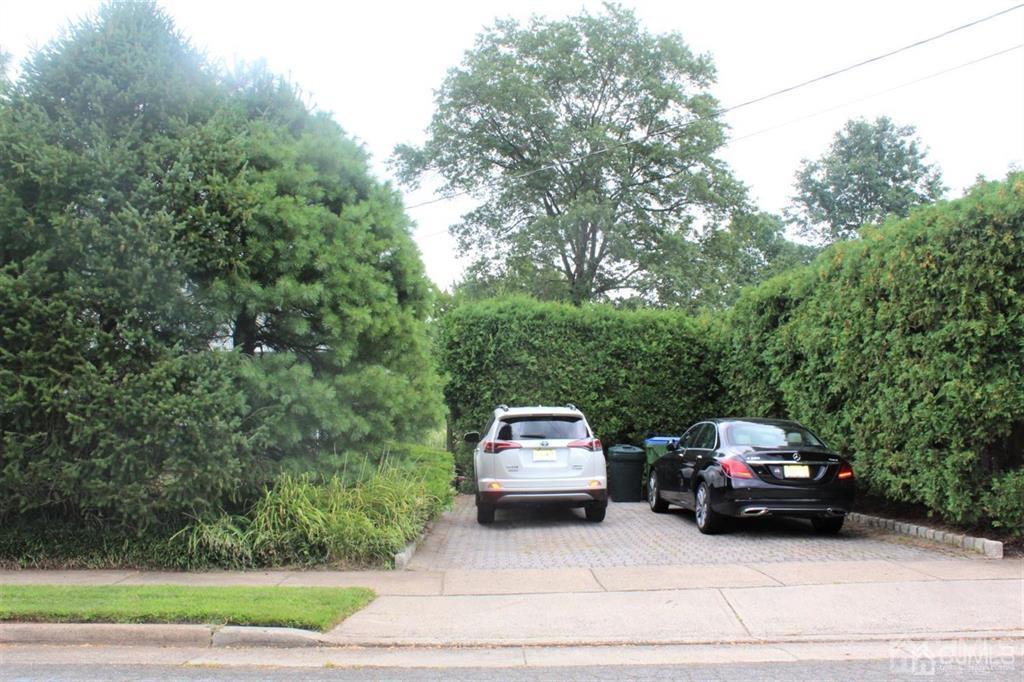 16 Monica Drive, Edison NJ 08820 - View 2
