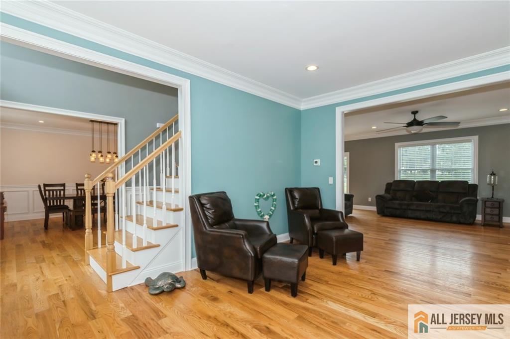 19 Maplehurst Lane, Piscataway NJ 08854 - View 5
