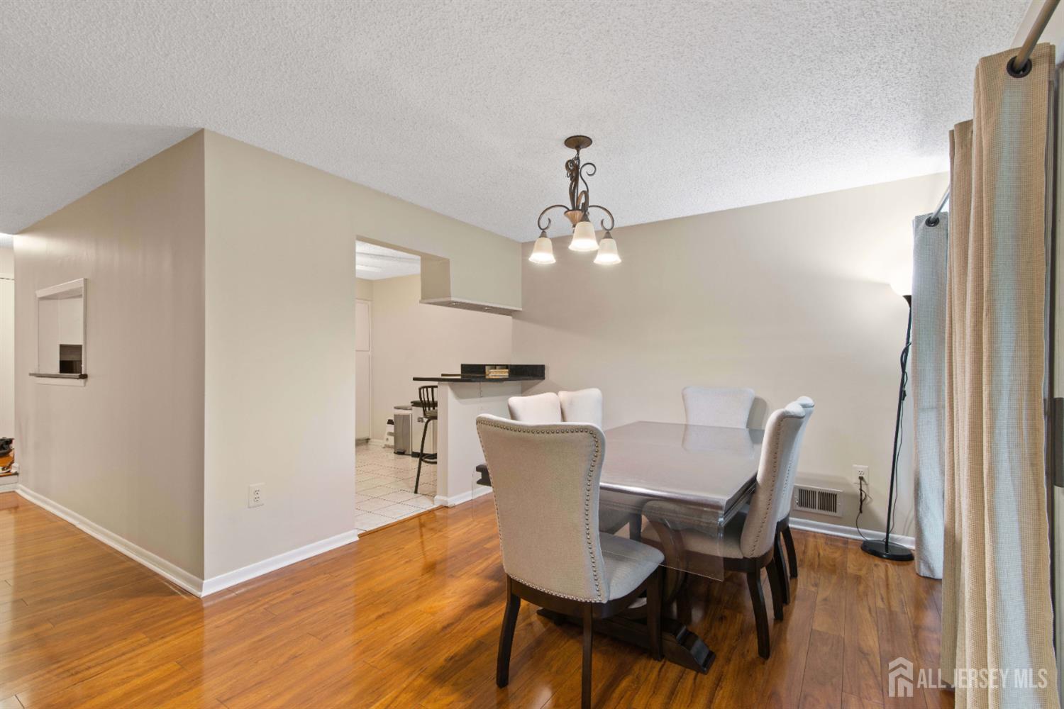 320 Willowbrook Drive, North Brunswick NJ 08902 - View 3
