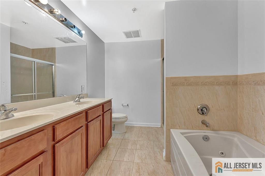 149 Main UNIT 33, South Amboy, NJ, 08879