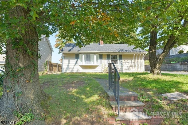 67 Woodland Ave Avenue, Woodbridge Proper NJ 08863 - View 3