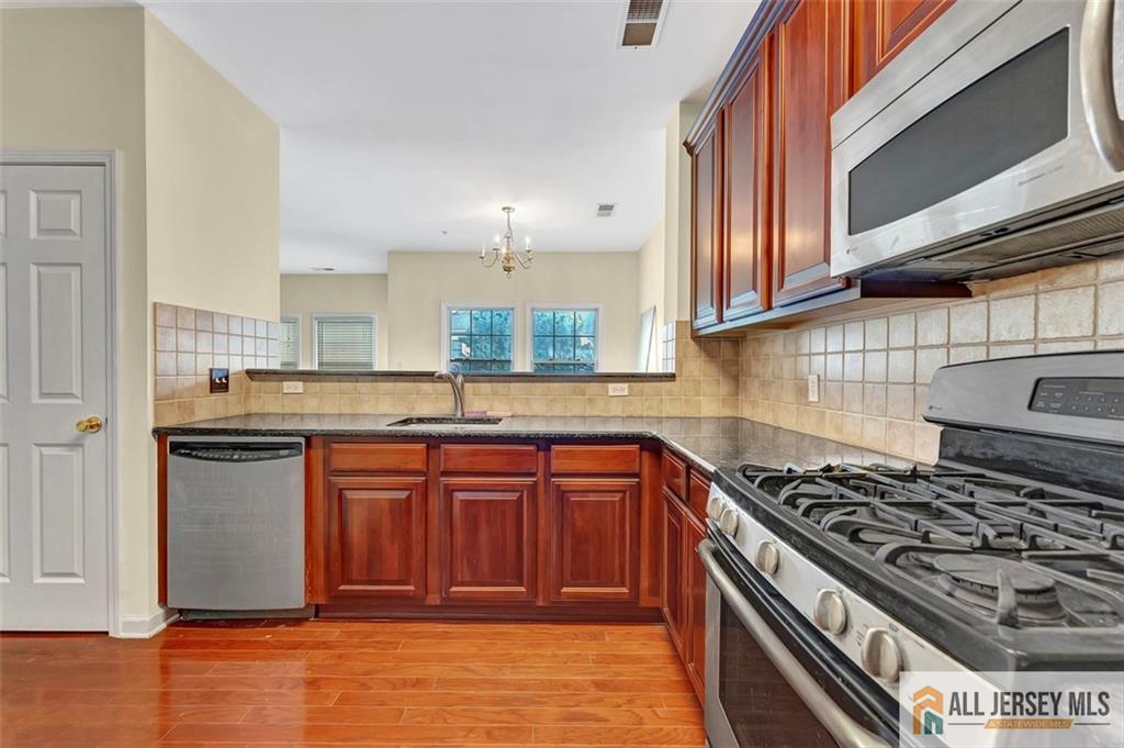 149 Main UNIT 33, South Amboy, NJ, 08879