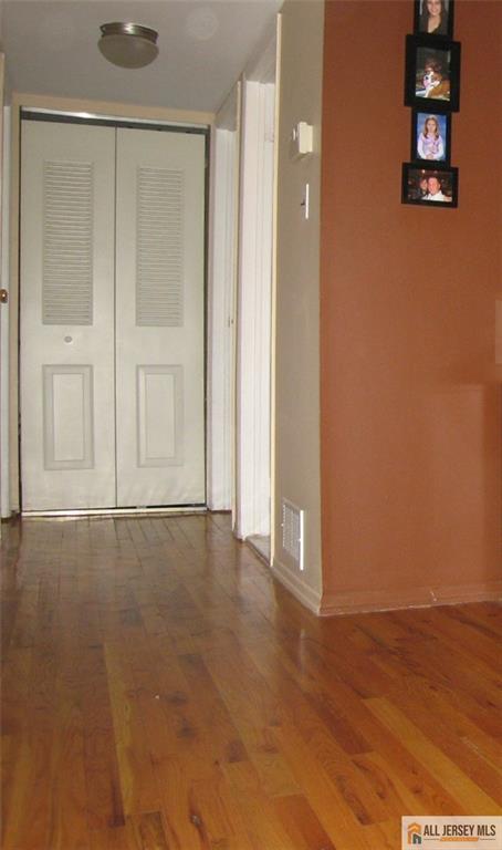 903 N Oaks Boulevard, North Brunswick NJ 08902 - View 4