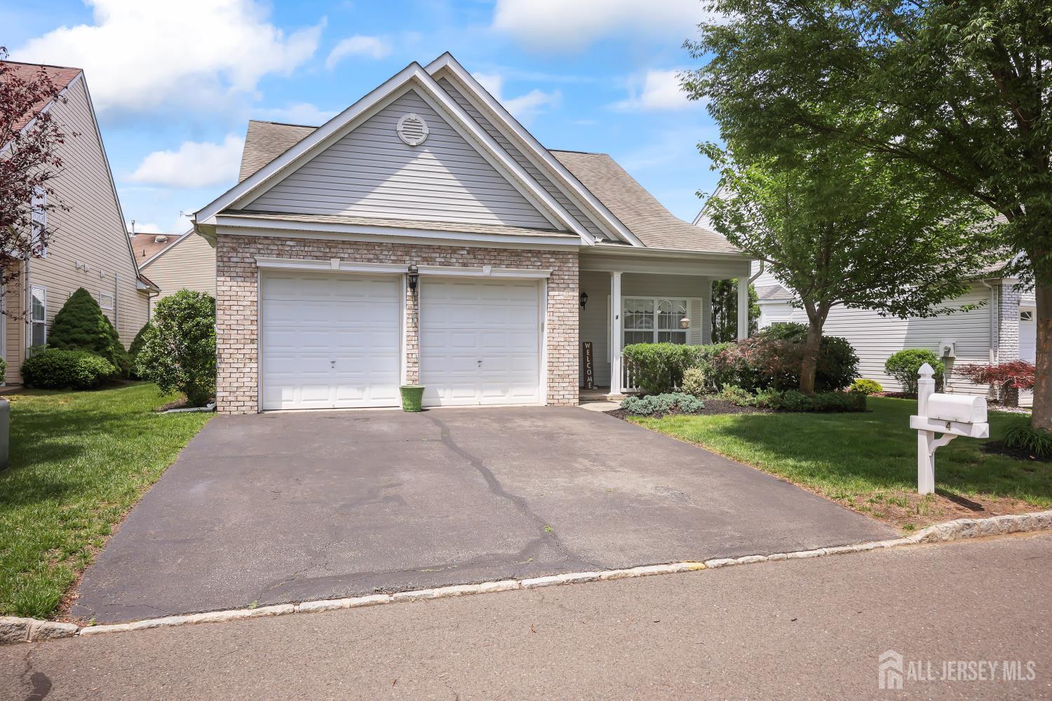 4 Holly Manor Court, Helmetta NJ 08828 - View 2