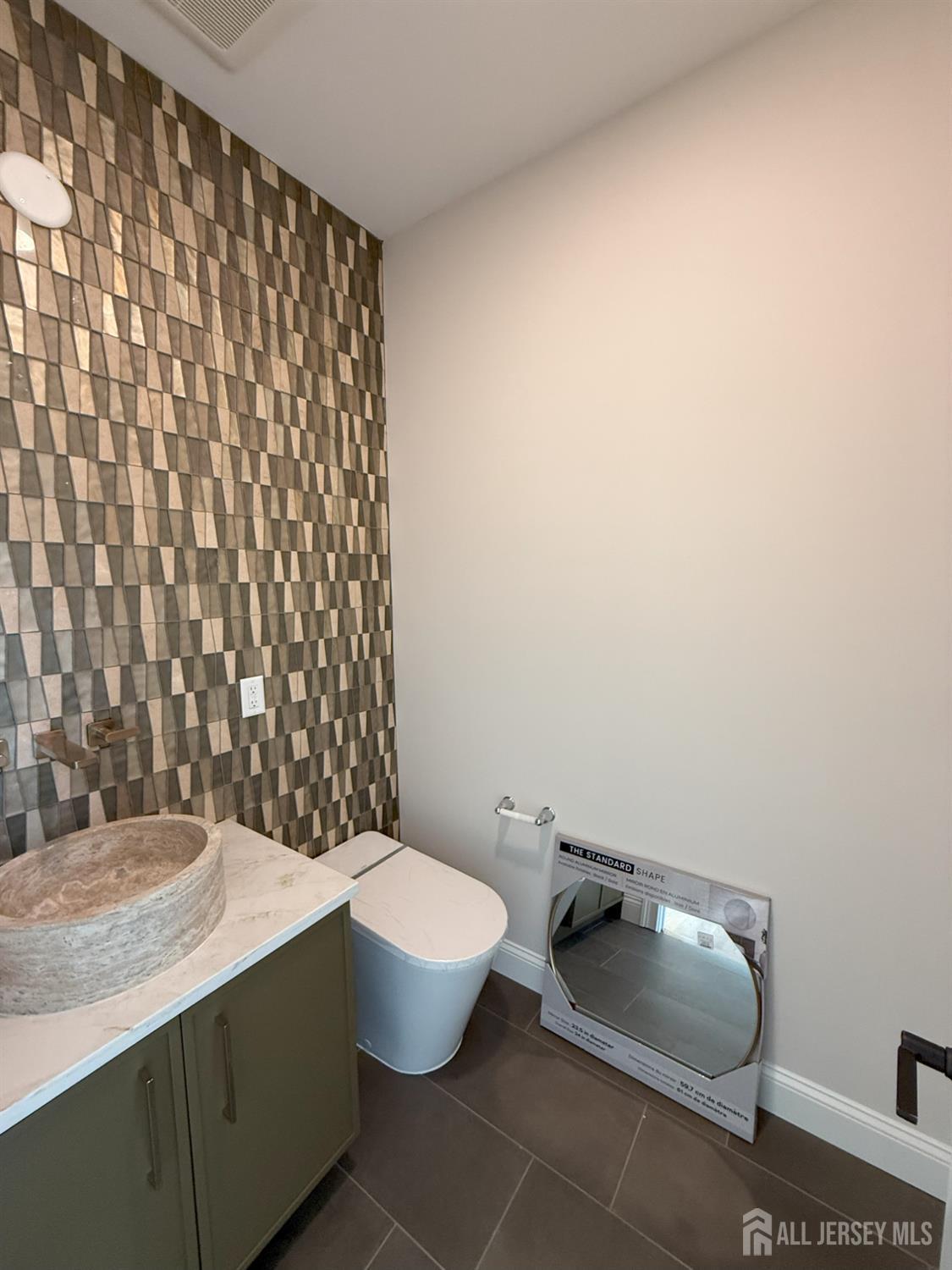 2 Joye, South Brunswick, NJ, 08852