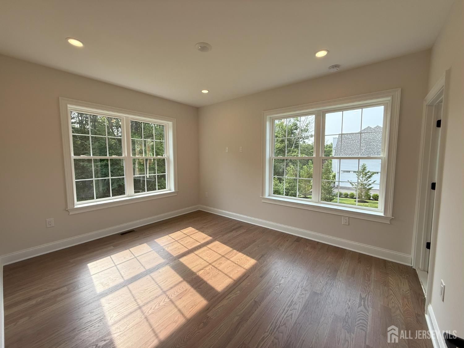 2 Joye, South Brunswick, NJ, 08852