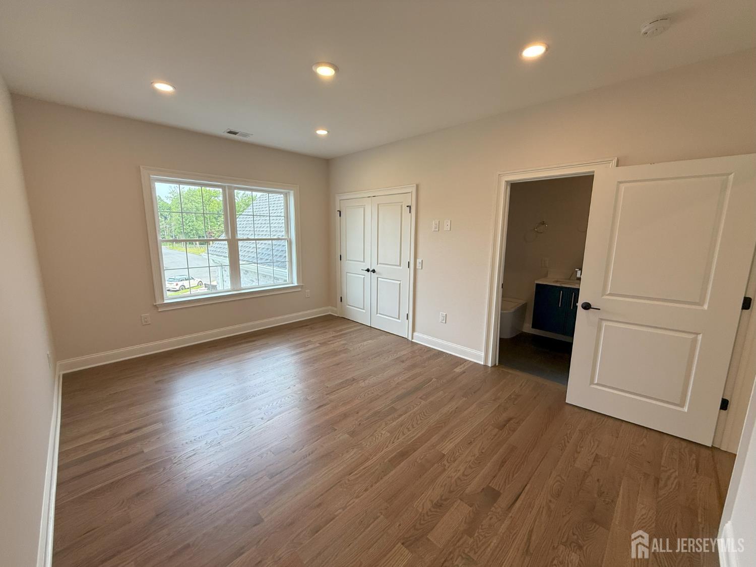 2 Joye, South Brunswick, NJ, 08852