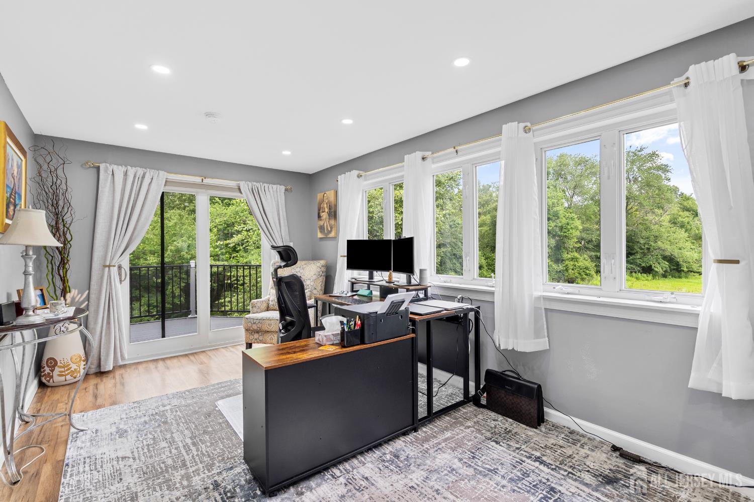 6 Kates, Mount Holly, NJ, 08060