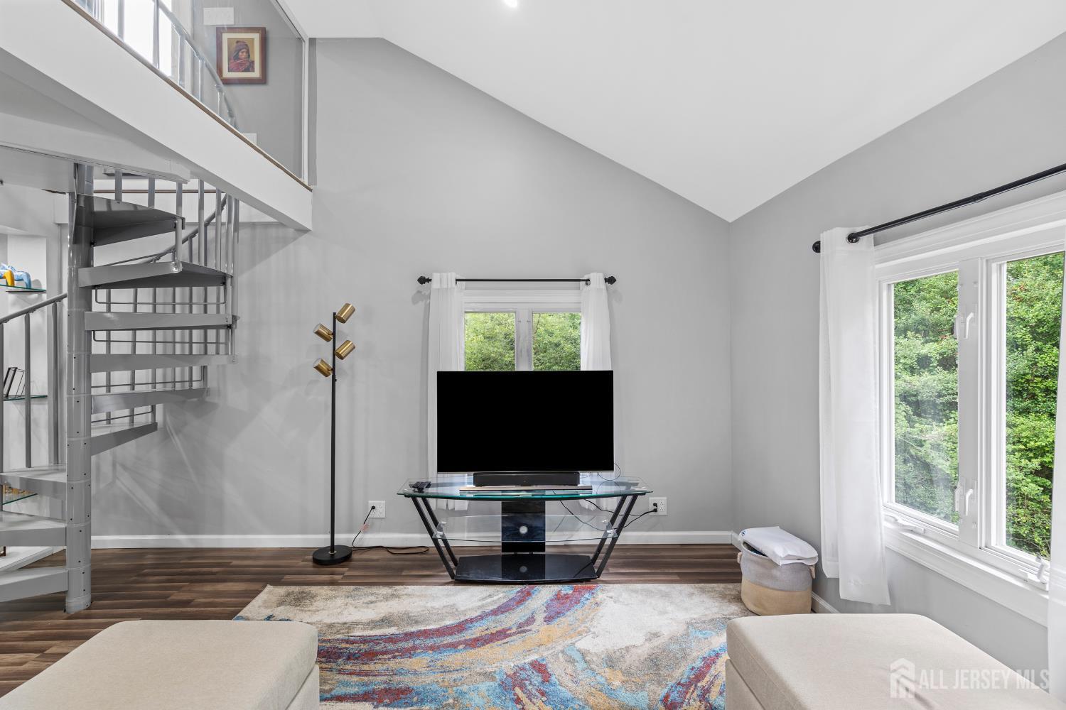 6 Kates, Mount Holly, NJ, 08060