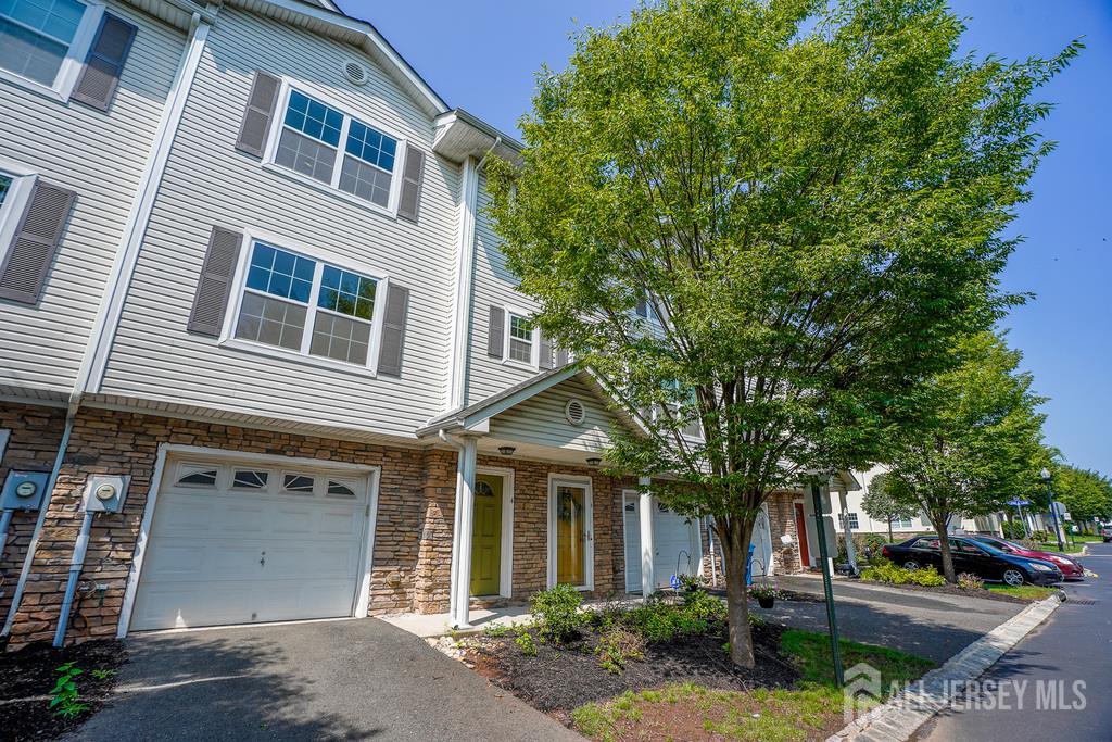 Homes for Sale in Somerset, NJ