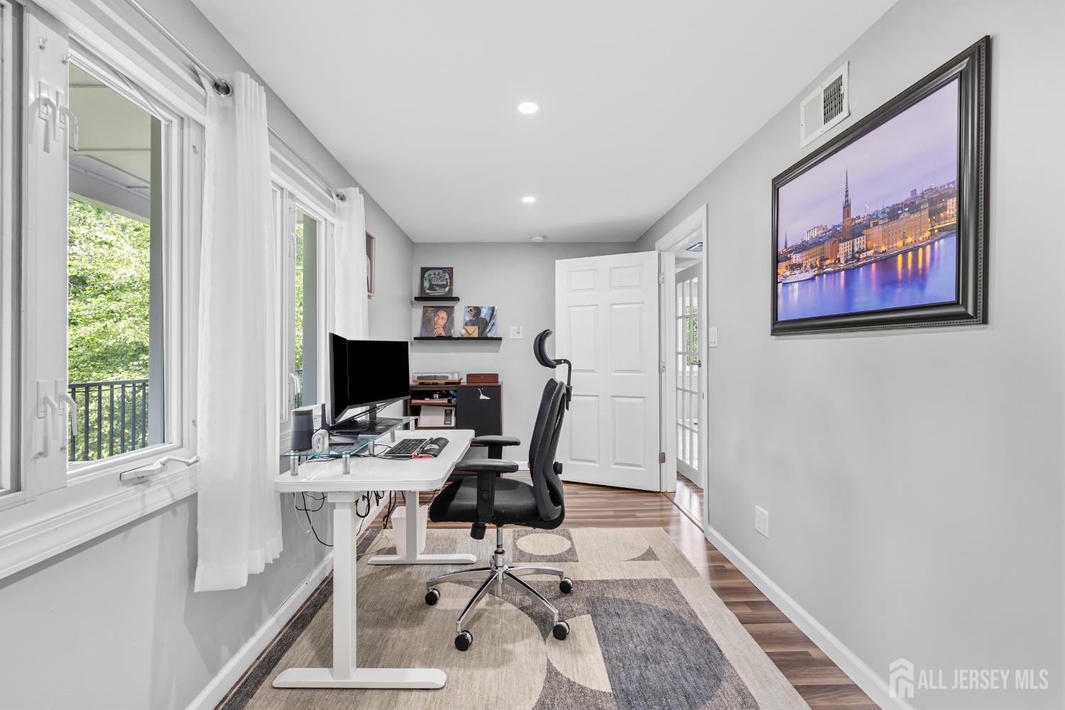 6 Kates, Mount Holly, NJ, 08060