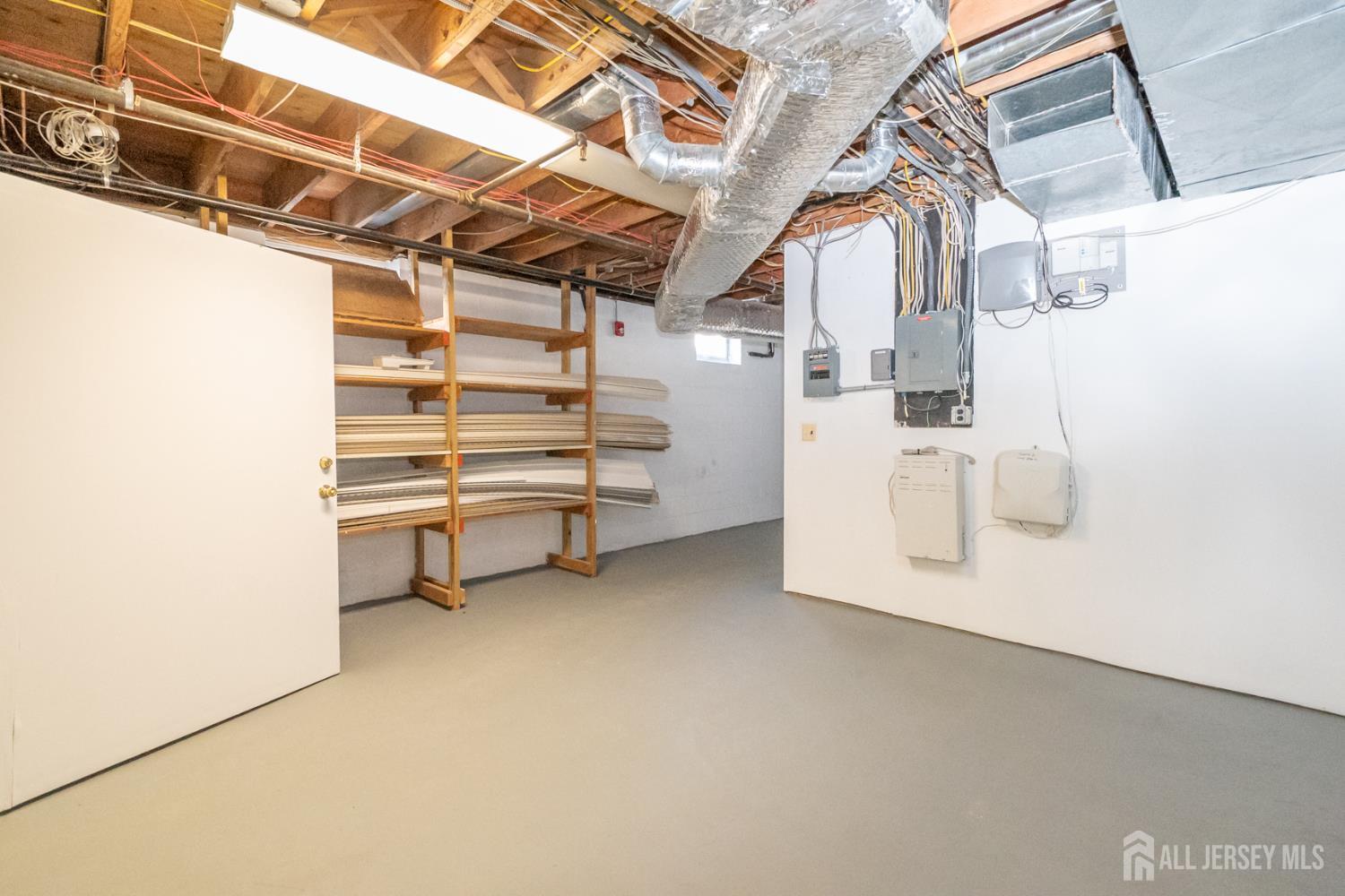 15-17 E Railroad, Jamesburg, NJ, 08831