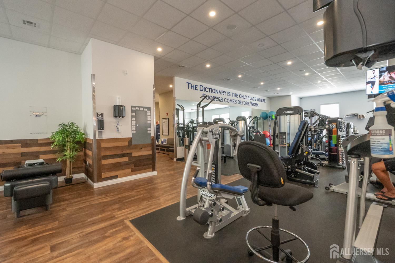 15-17 E Railroad, Jamesburg, NJ, 08831