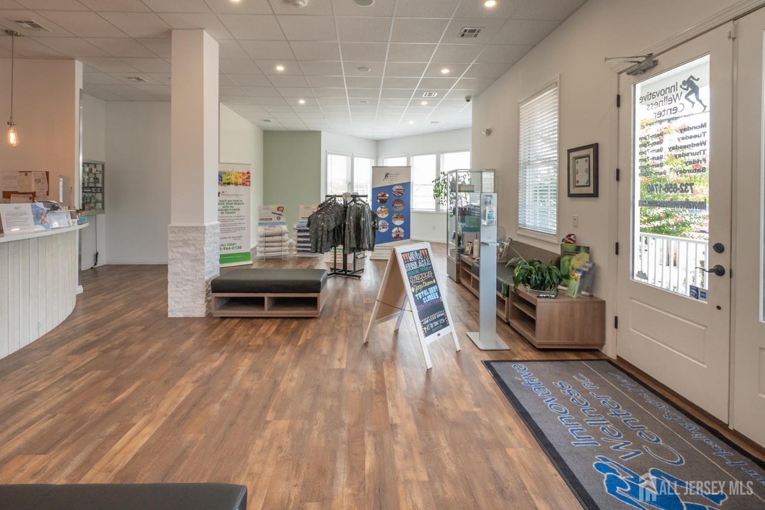 15-17 E Railroad, Jamesburg, NJ, 08831