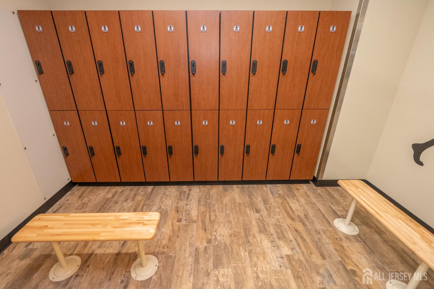 15-17 E Railroad, Jamesburg, NJ, 08831