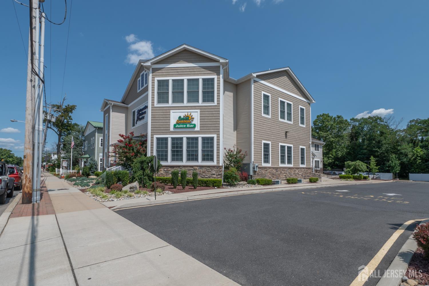 15-17 E Railroad, Jamesburg, NJ, 08831