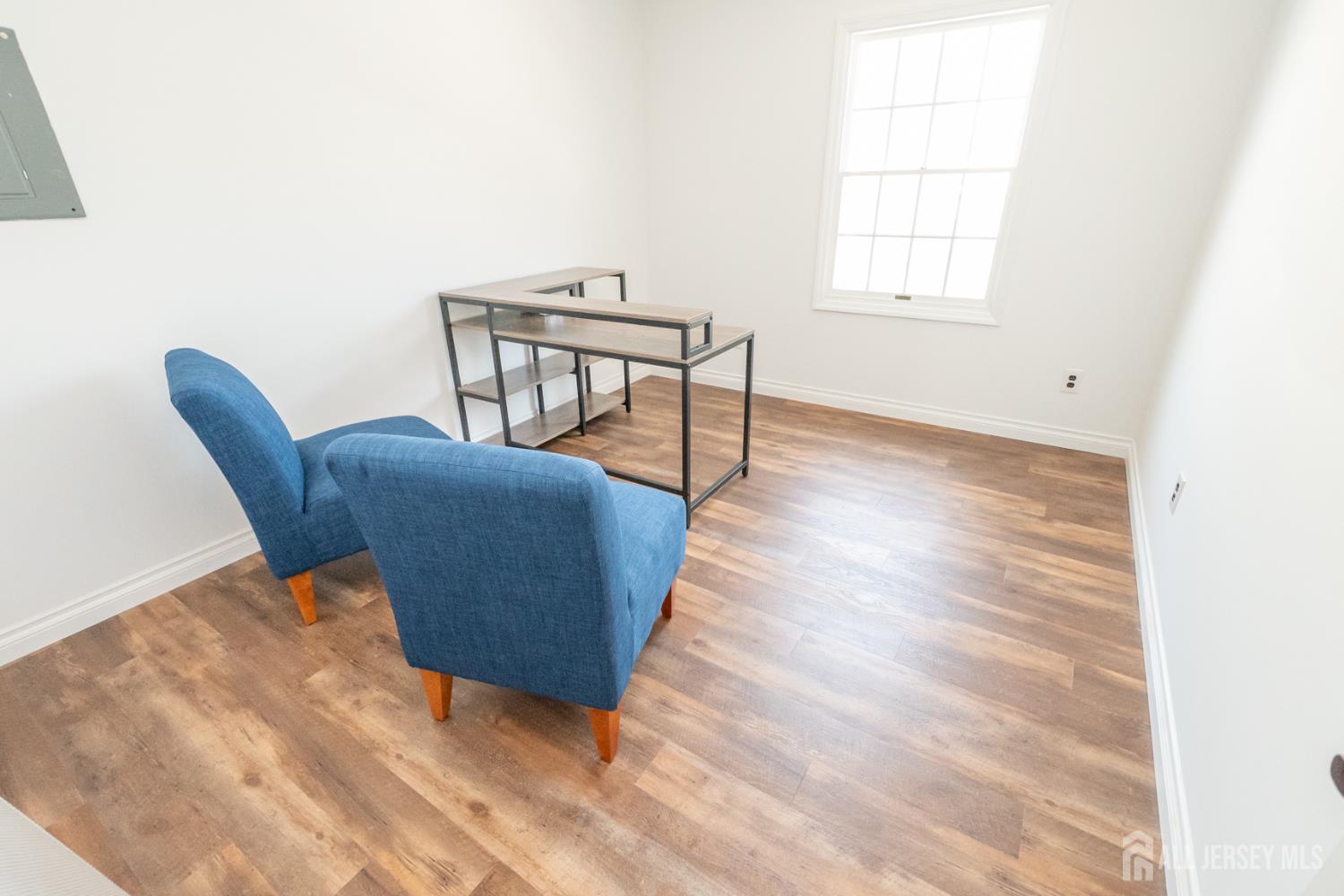 15-17 E Railroad, Jamesburg, NJ, 08831