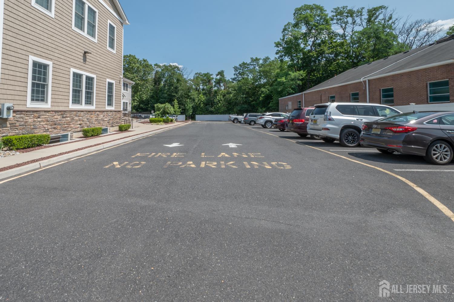 15-17 E Railroad, Jamesburg, NJ, 08831