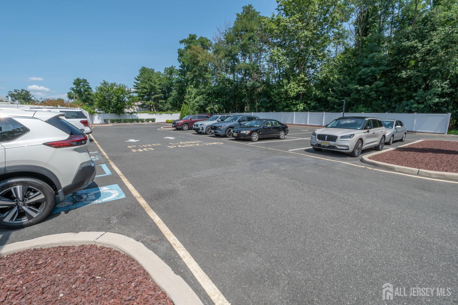 15-17 E Railroad, Jamesburg, NJ, 08831