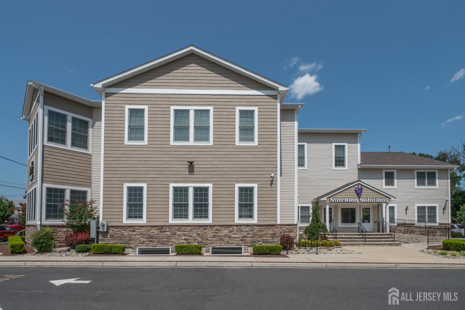 15-17 E Railroad, Jamesburg, NJ, 08831