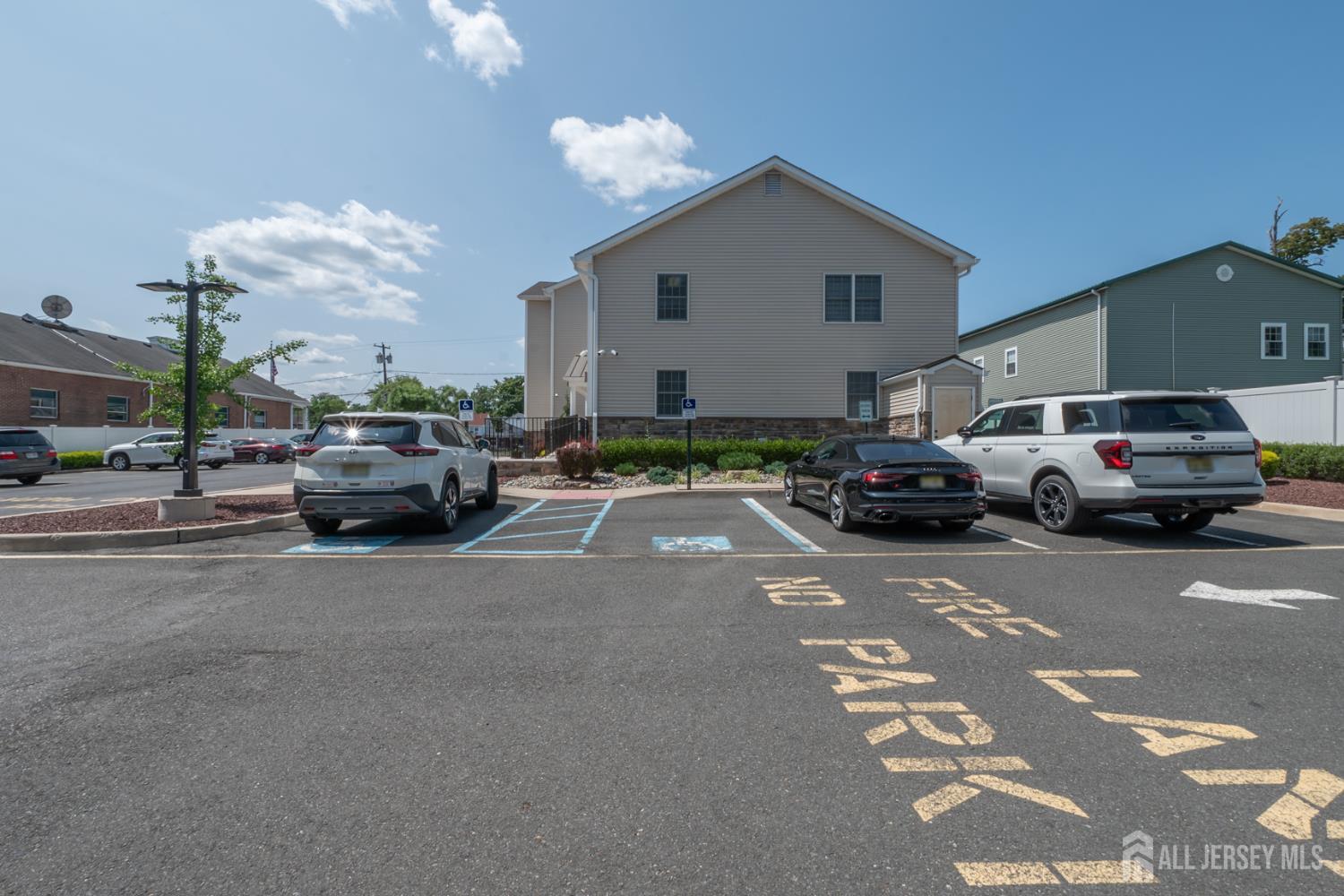 15-17 E Railroad, Jamesburg, NJ, 08831