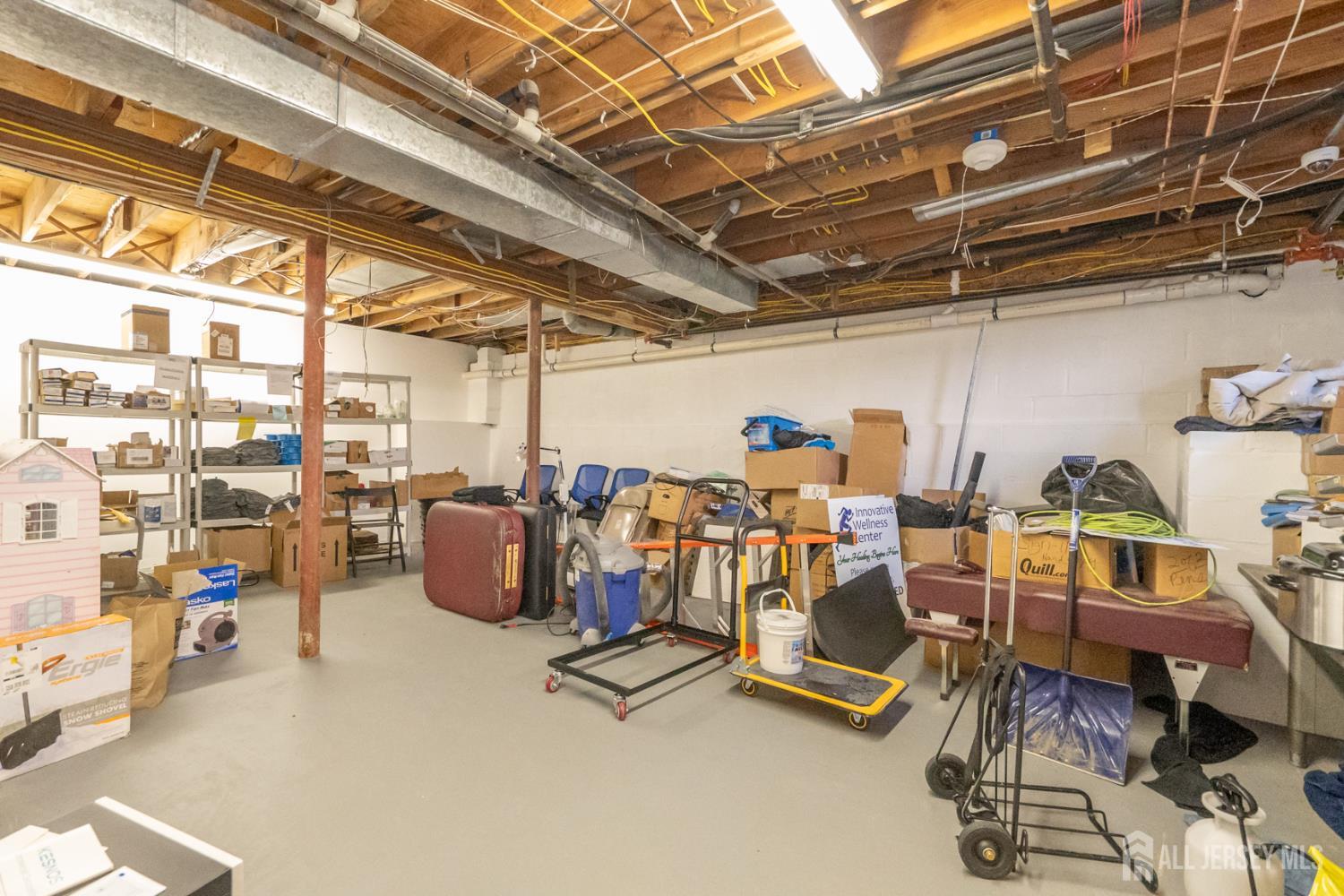 15-17 E Railroad, Jamesburg, NJ, 08831