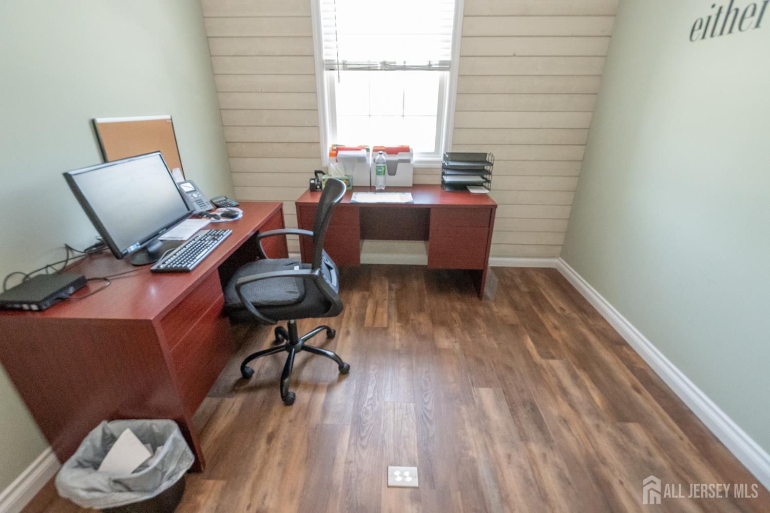 15-17 E Railroad, Jamesburg, NJ, 08831