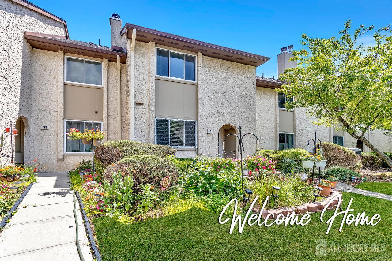 Photo of 7 Tennyson Drive, Plainsboro NJ