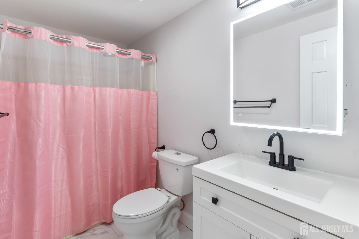 2 Hendrick, Piscataway, NJ, 08854