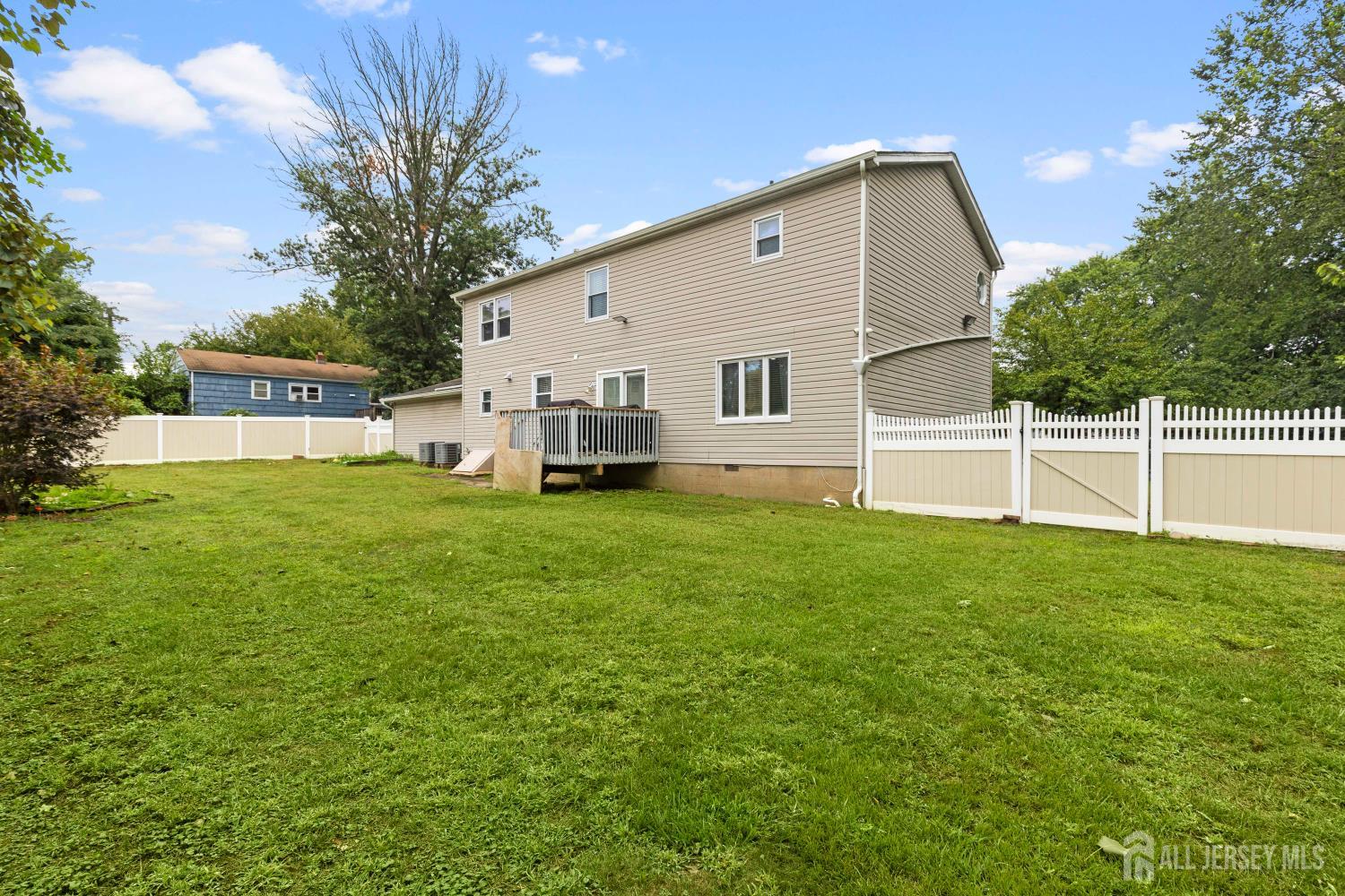 2 Hendrick, Piscataway, NJ, 08854