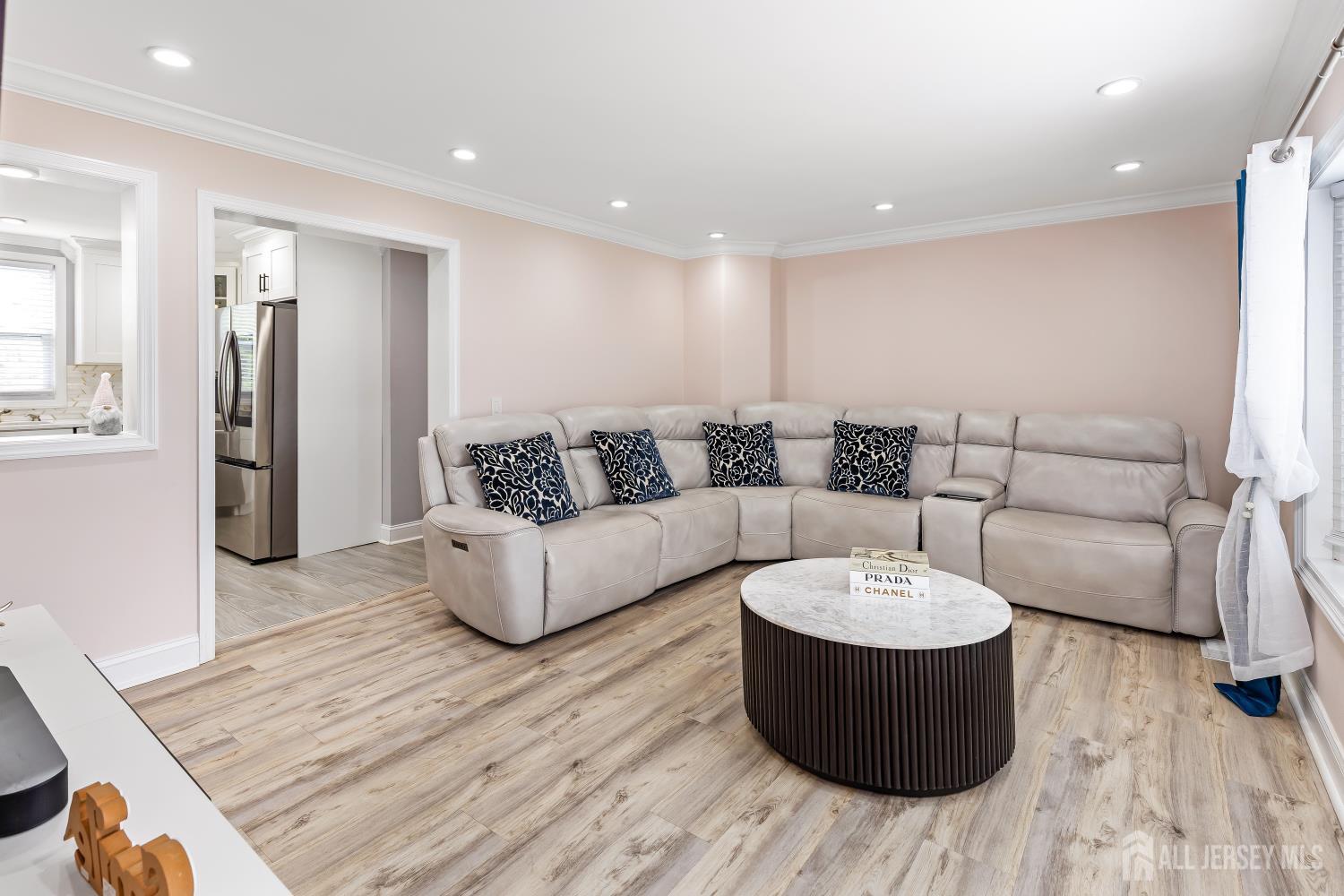 2 Hendrick, Piscataway, NJ, 08854