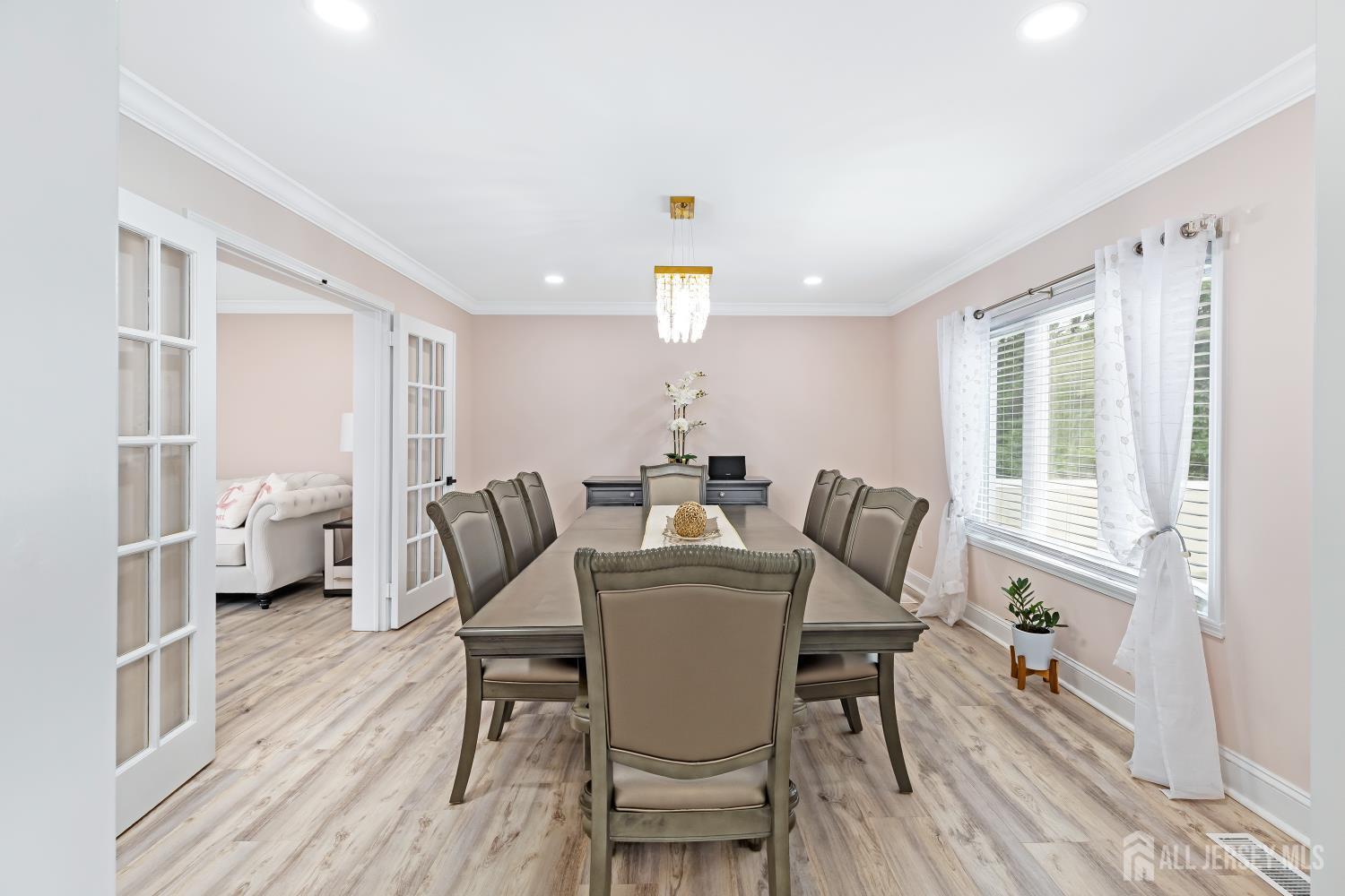 2 Hendrick, Piscataway, NJ, 08854