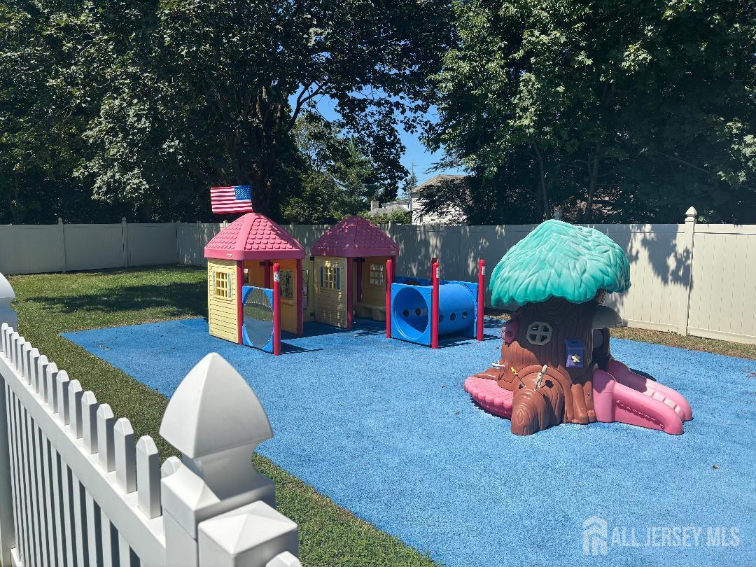 399 Ridge UNIT 1-3, South Brunswick, NJ, 08810