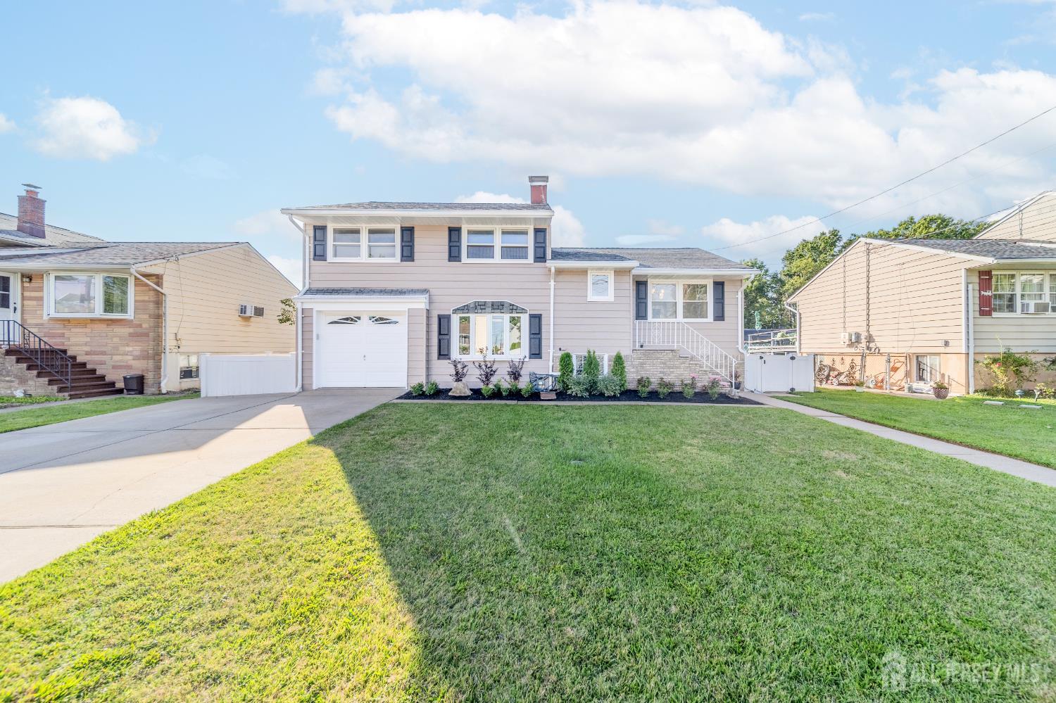 Photo of 63 Jackson Avenue, Carteret NJ