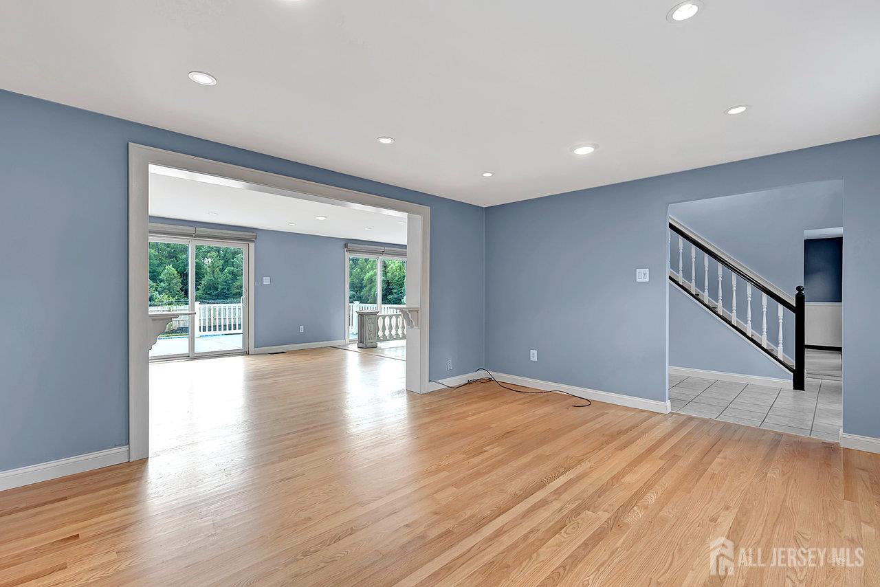 12 Dugans, Millstone, NJ, 08535