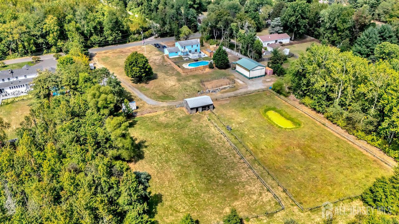 12 Dugans, Millstone, NJ, 08535